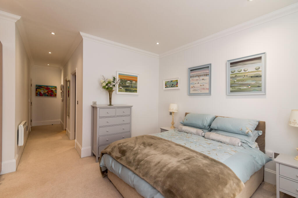 Additional image 8 of 8 Royal Court Apartments, 60 - 66 Lichfield Road, Sutton Coldfield, B74 2NA