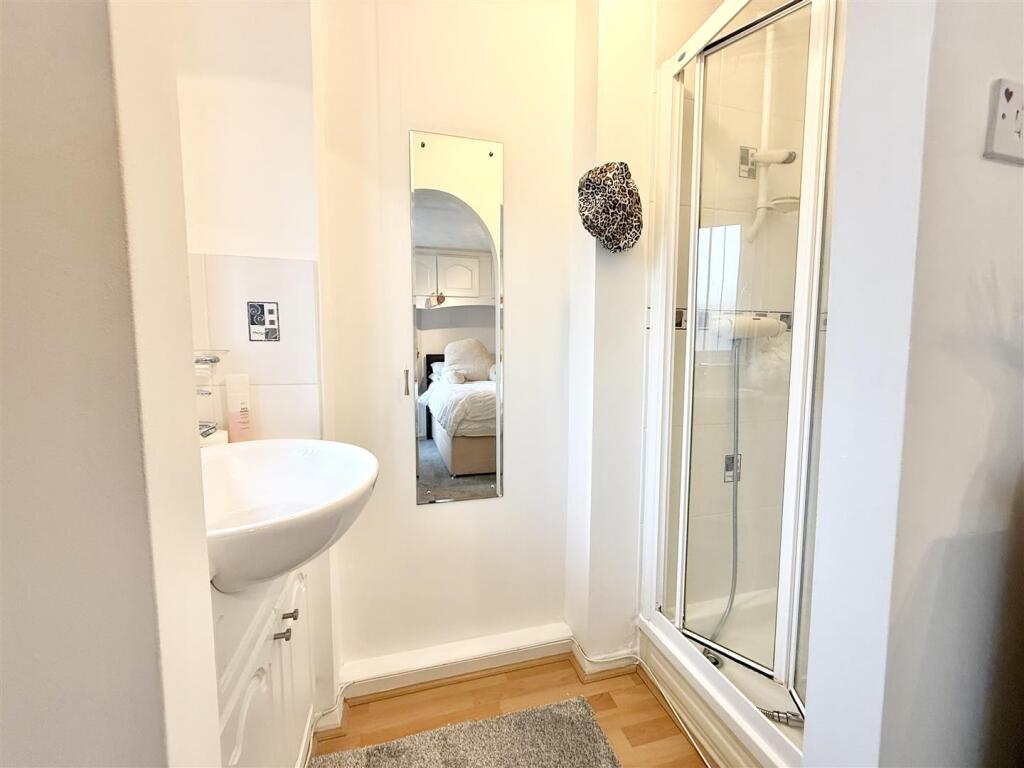 Additional image 11 of Forest Drive, Cradley Heath