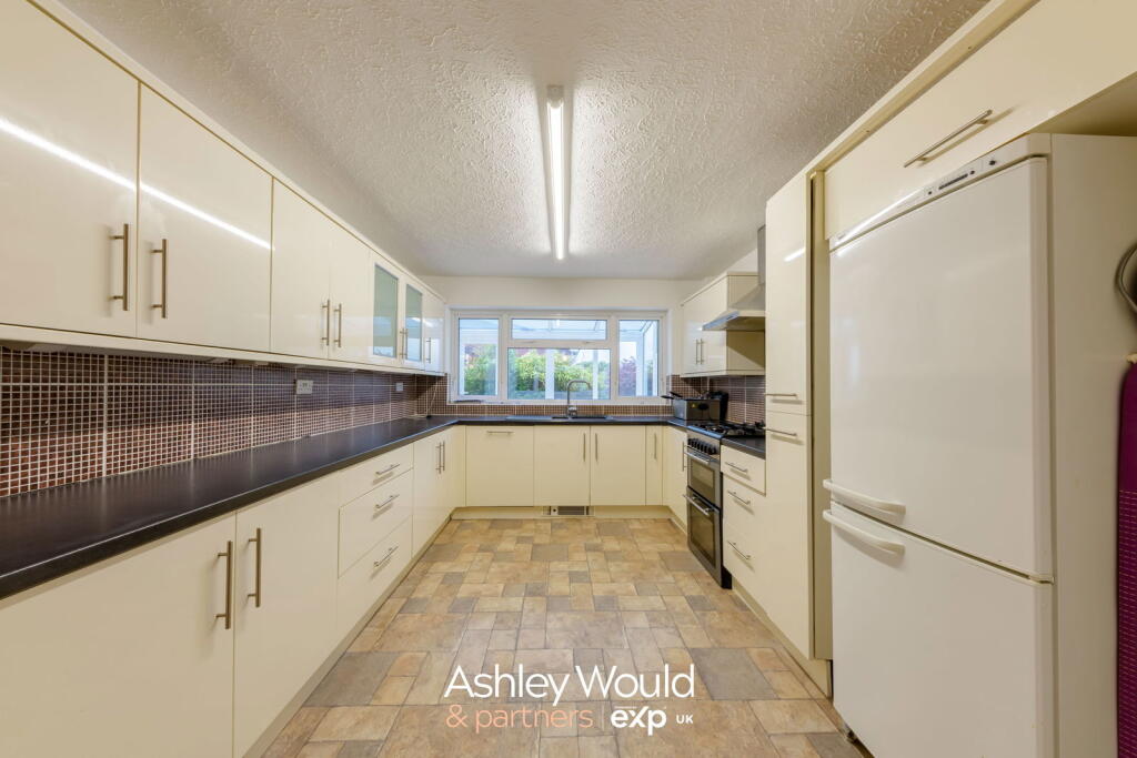 Additional image 7 of Links View, Halesowen, B62 8SS