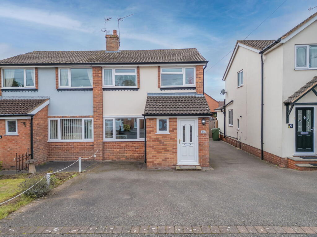 Property image for Elm Grove, Bromsgrove, B61 0EH