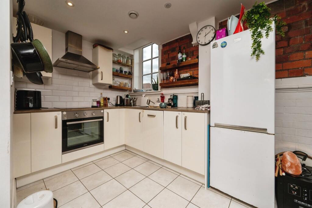 Additional image 5 of Crocketts Lane, SMETHWICK