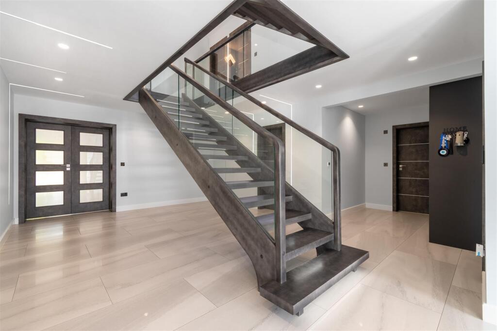 Additional image 3 of Featherston Road, Streetly, Sutton Coldfield