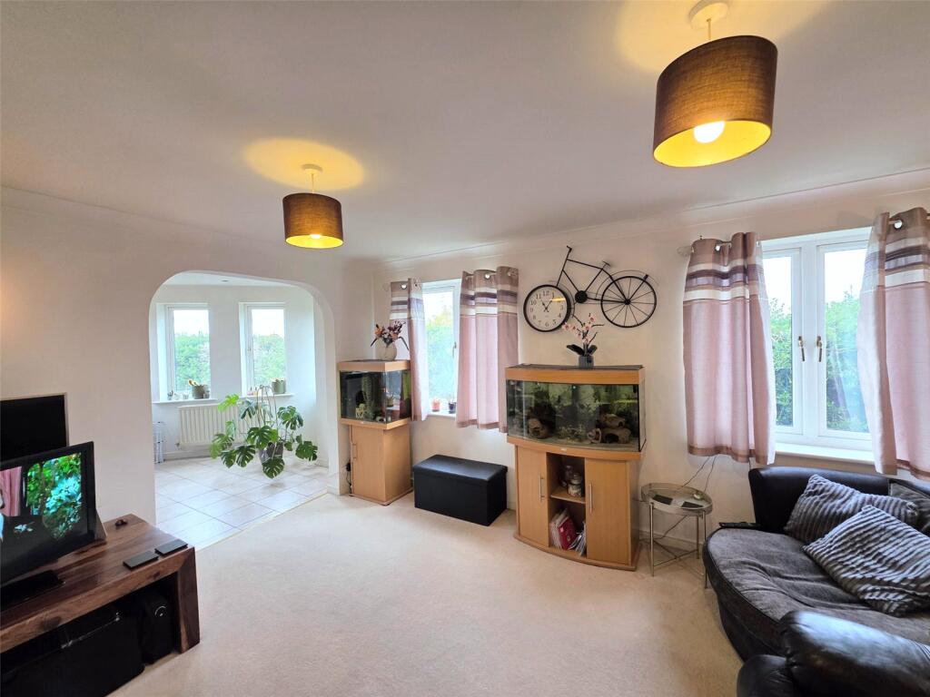 Additional image 3 of Stratford Gardens, Bromsgrove, B60