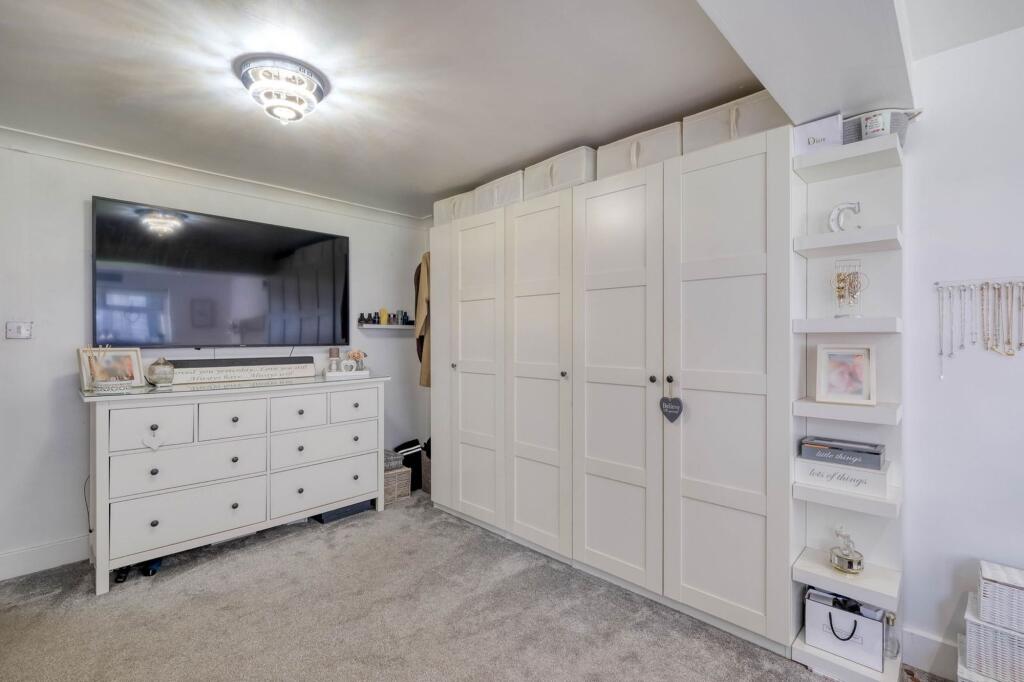 Additional image 10 of Westfields, Catshill, B61