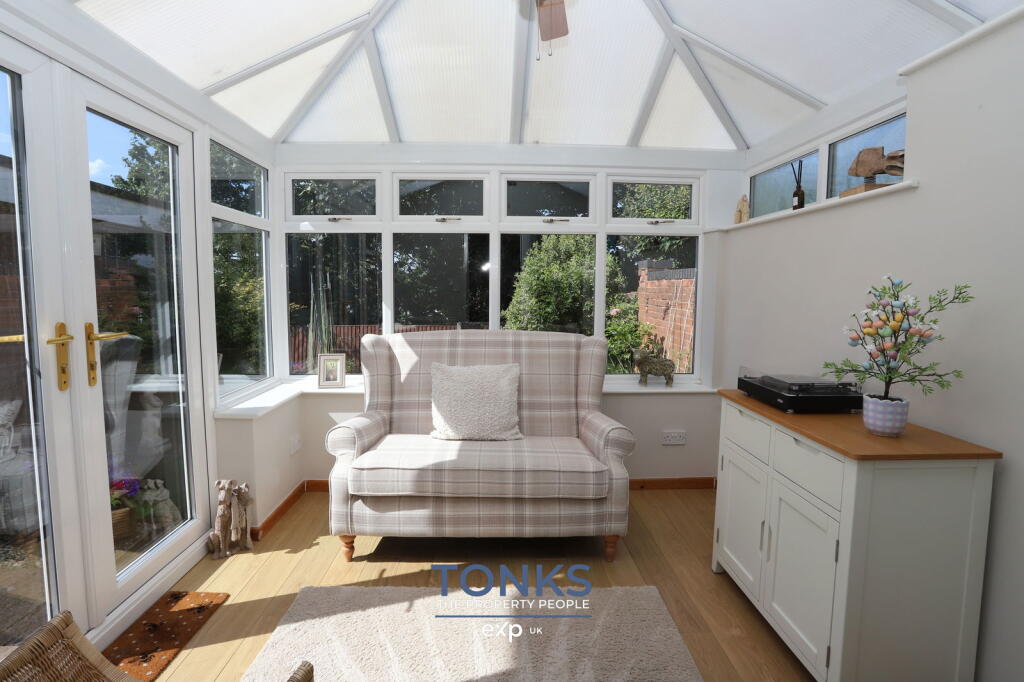 Additional image 7 of Cul de sac with plenty of living space - Moorfield Drive, Halesowen, B63 3TG