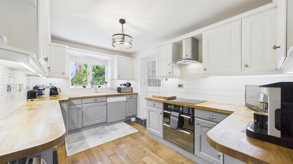 Additional image 12 of Ross, Rowley Regis