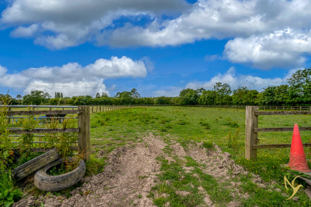 Additional image 36 of The Geldings, Bouts Lane, Holberrow Green, Worcestershire, B96 6JX