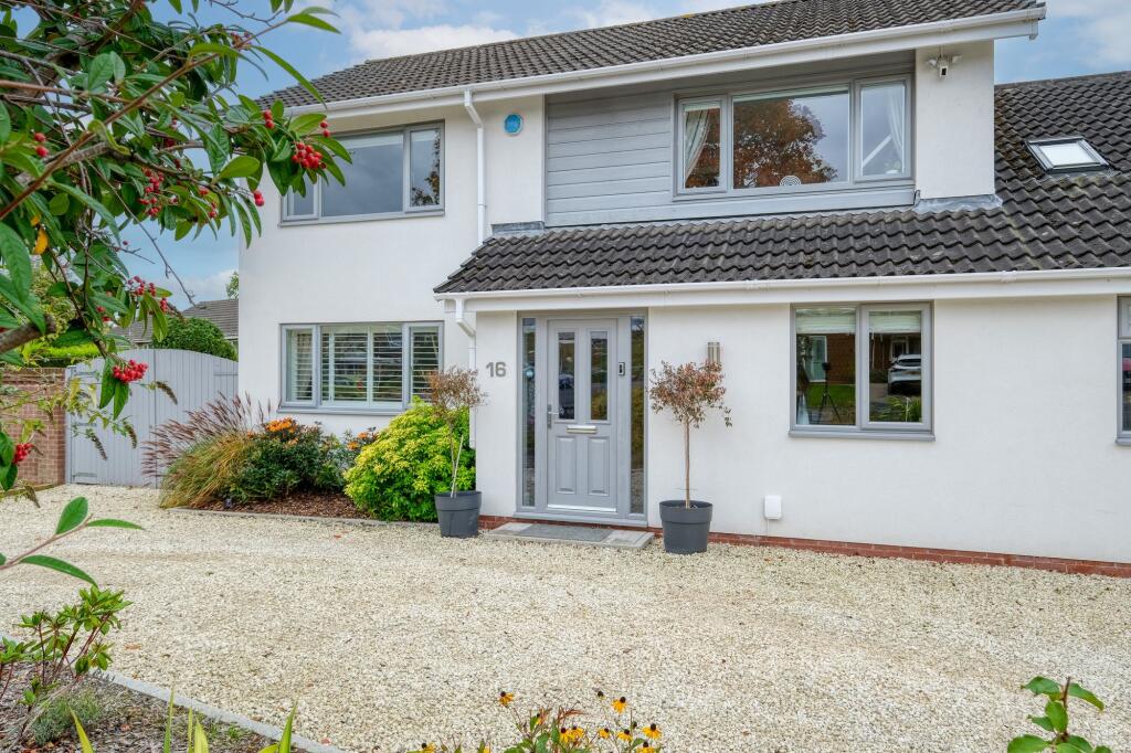 Additional image 43 of Gainsborough Crescent, Knowle, B93