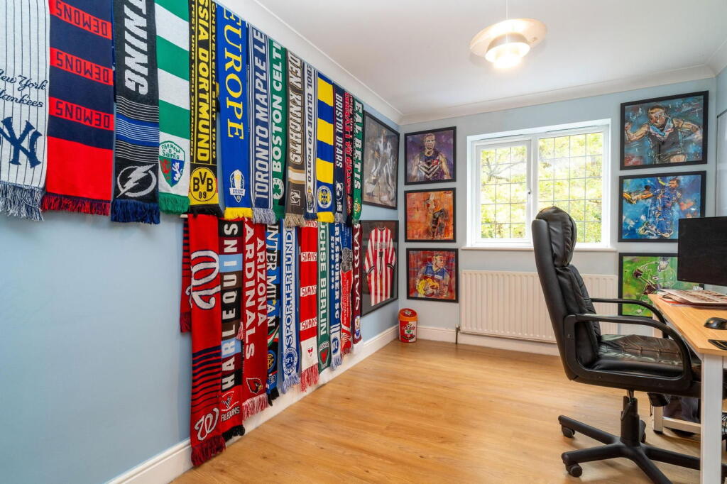 Additional image 10 of Black Boy Wood, St. Albans, AL2 3LN