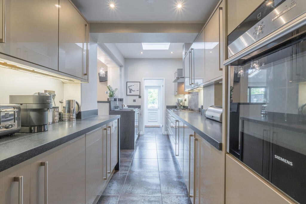 Additional image 18 of Greyfort Crescent, Solihull, B92 8DN