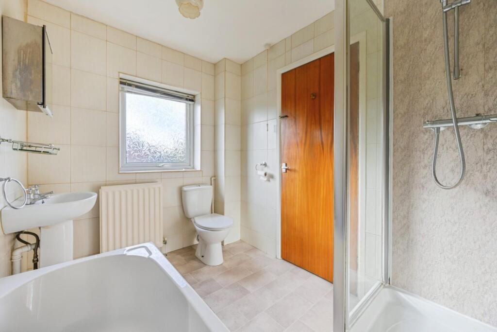 Additional image 23 of Greenacre Close, Tamworth