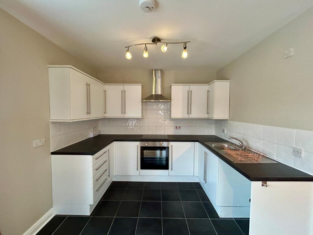 Additional image 4 of Bell Lane, Studley, B80