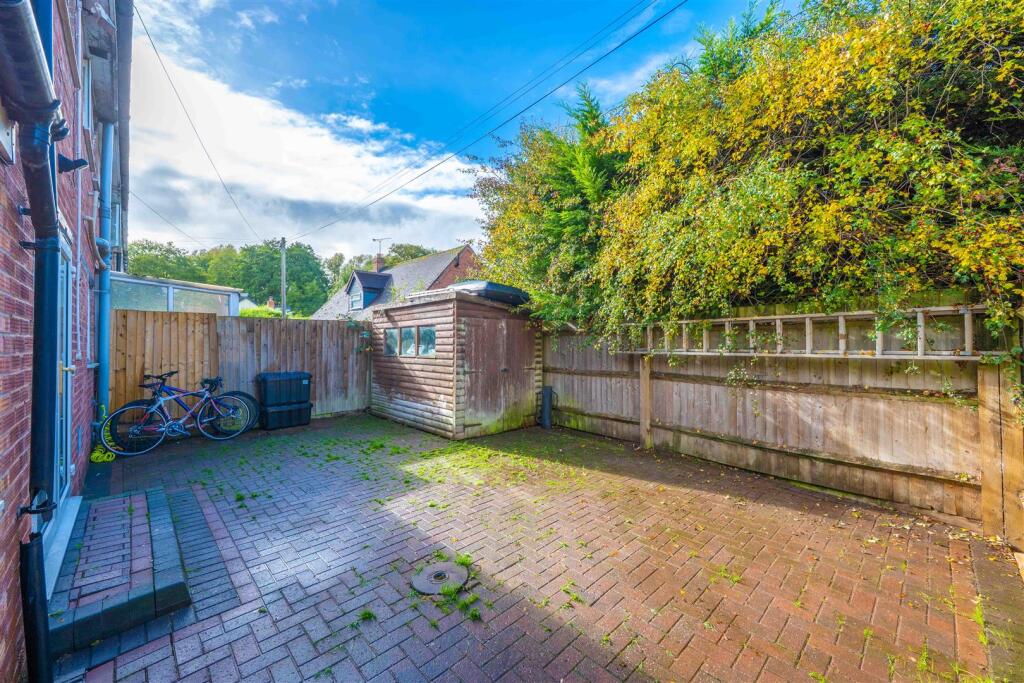 Additional image 21 of Alne Close, Henley-In-Arden