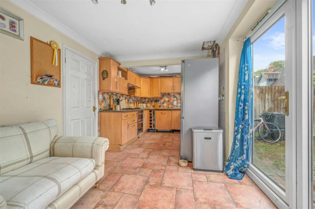 Additional image 8 of Alne Close, Henley-In-Arden