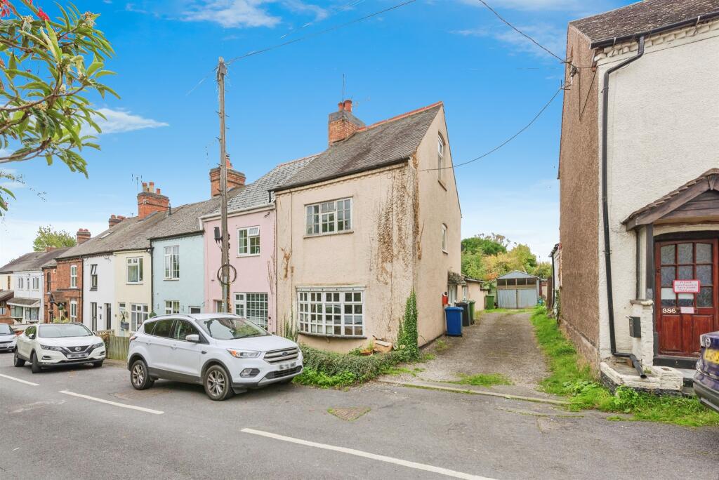 Tamworth Road, Amington, Tamworth