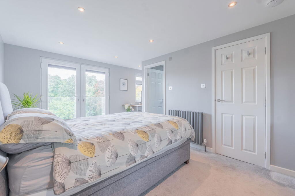 Additional image 33 of Greyfort Crescent, Solihull, B92 8DN