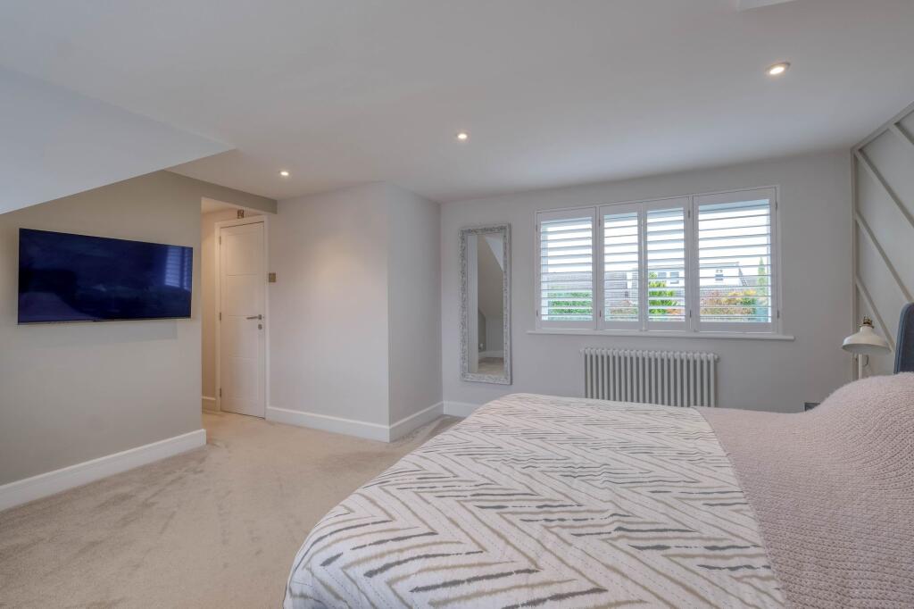 Additional image 21 of Gainsborough Crescent, Knowle, B93