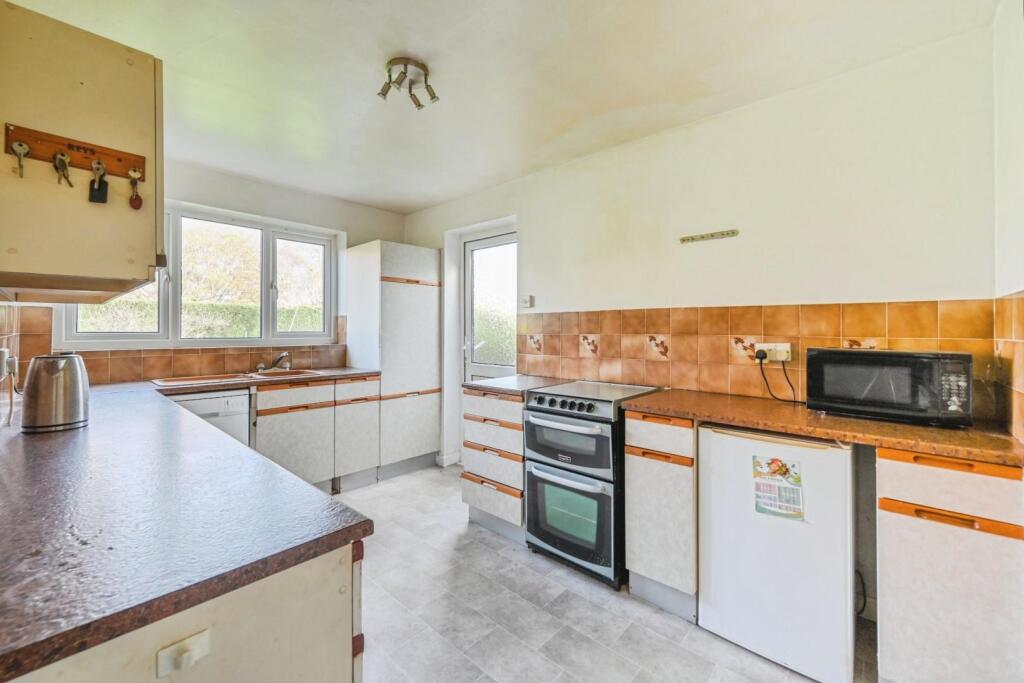 Additional image 9 of Greenacre Close, Tamworth