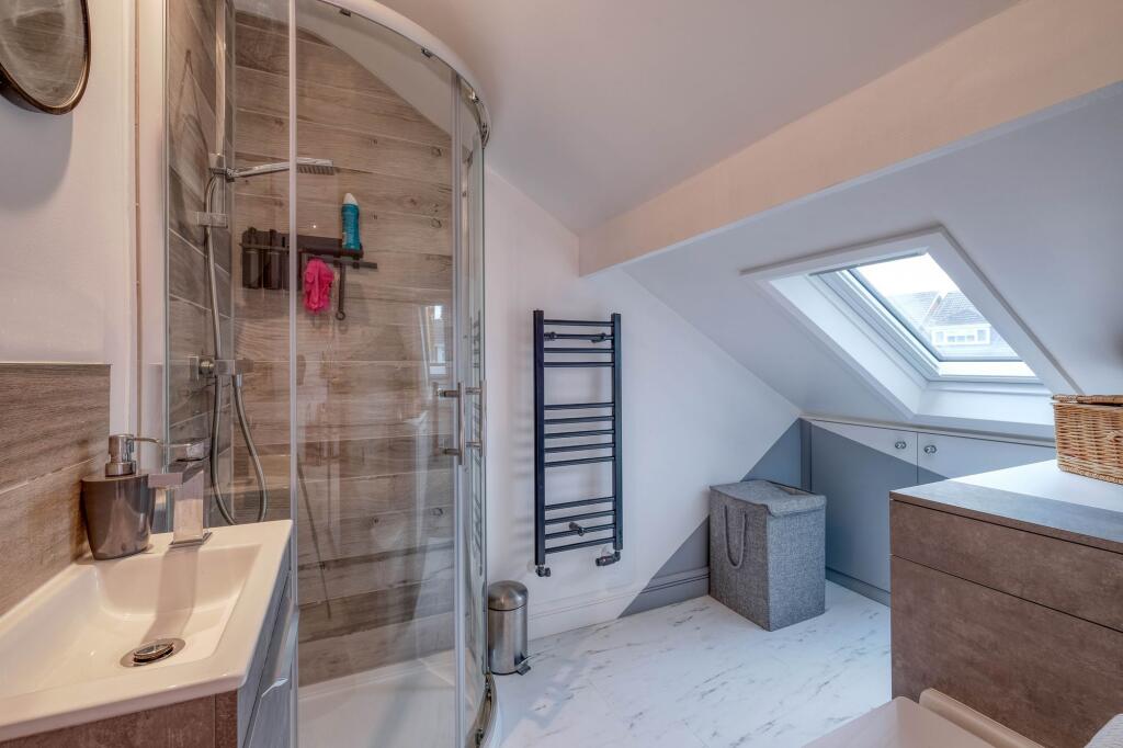 Additional image 24 of Gainsborough Crescent, Knowle, B93