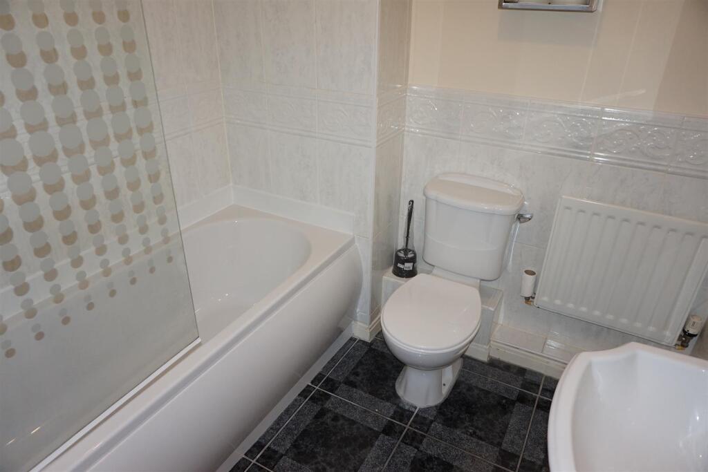 Additional image 9 of Old Dickens Heath Road, Dickens Heath, Solihull, B90 1SD