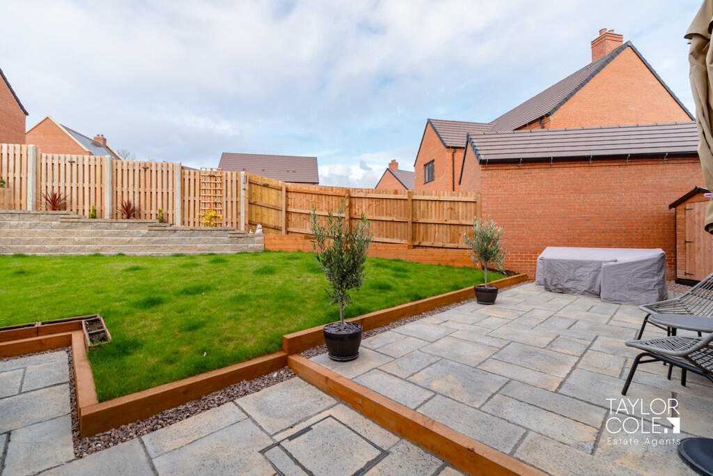 Additional image 31 of Hill Drive, Polesworth