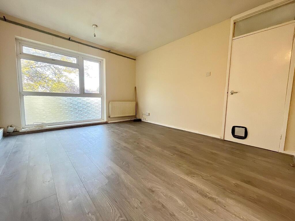 Additional image 9 of Greenland Rise, B92