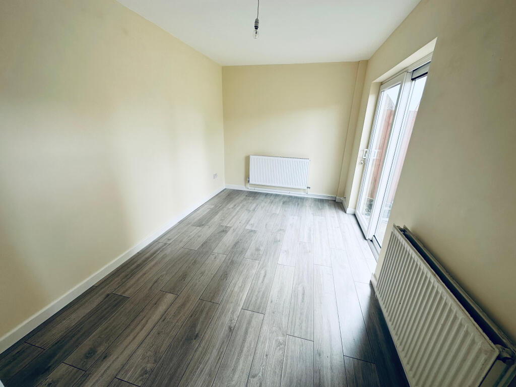 Additional image 5 of Queens Way, Dordon