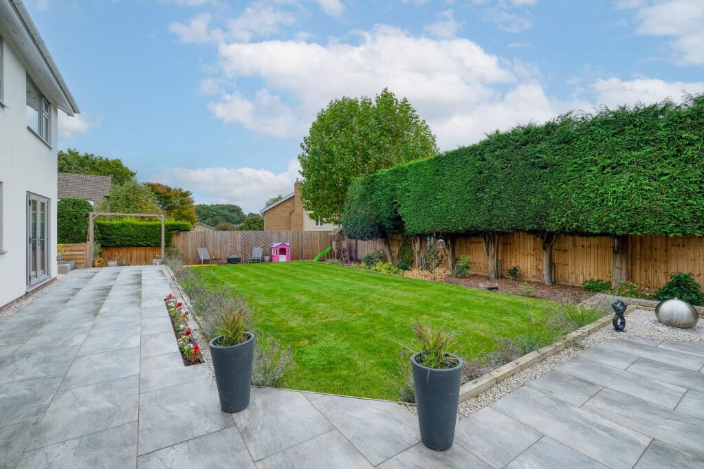 Additional image 36 of Gainsborough Crescent, Knowle, B93