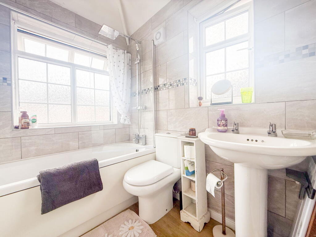 Additional image 15 of Berkekeley Road, Shirley, B90