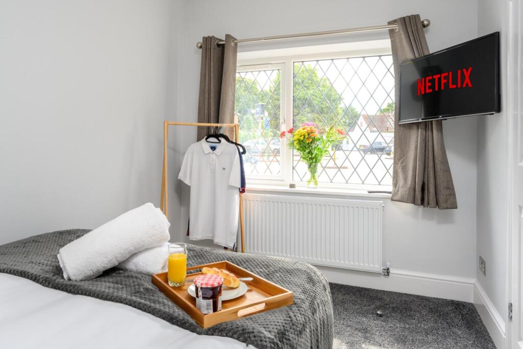 Additional image 10 of Longmore Road, Shirley