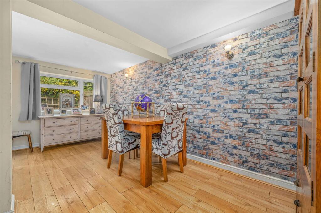 Additional image 22 of Alne Close, Henley-In-Arden