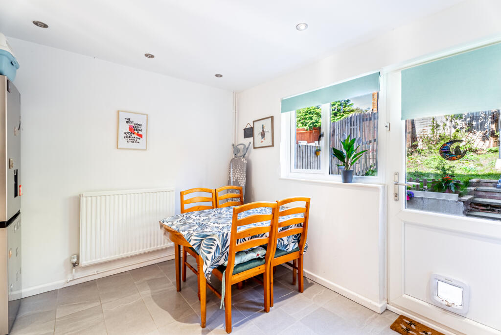 Additional image 7 of Becks Close, Markyate, St. Albans, Hertfordshire, AL3