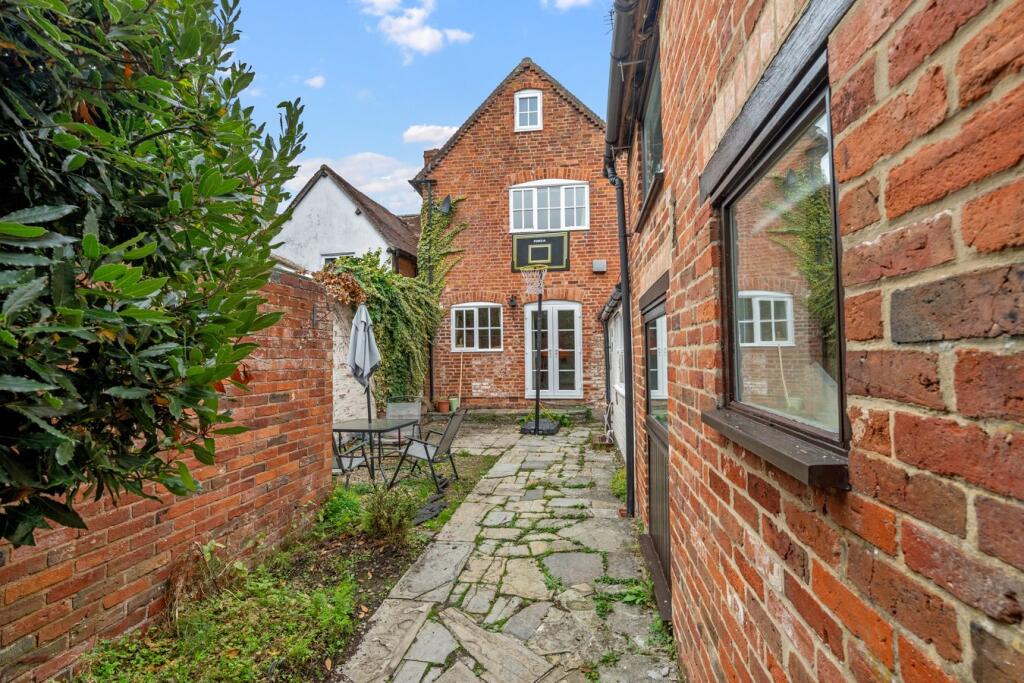 Additional image 36 of High Street, Henley in Arden, Warwickshire, B95