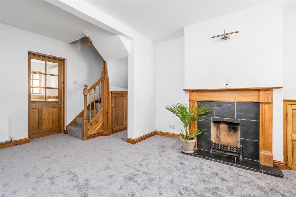 Additional image 12 of High Street, Henley-In-Arden