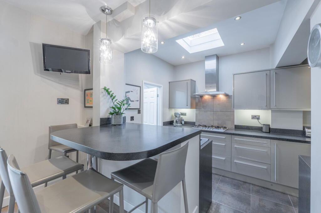 Additional image 15 of Greyfort Crescent, Solihull, B92 8DN