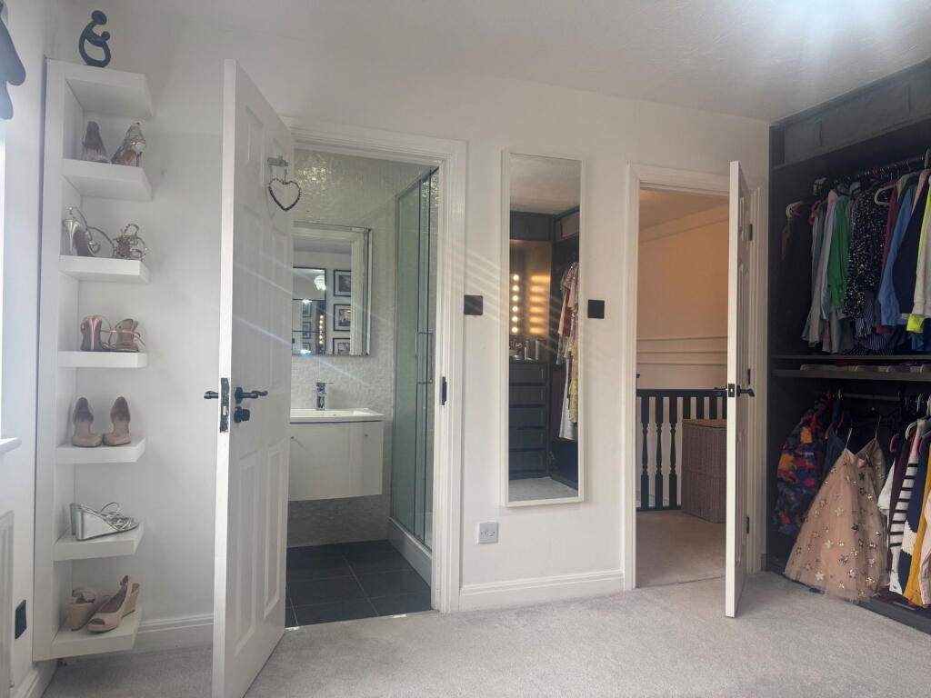 Additional image 17 of Hitherside, Dickens Heath, Solihull, B90 1RT