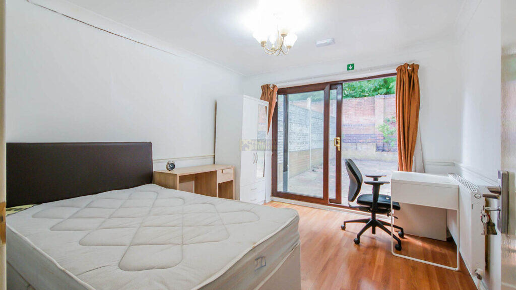 Additional image 4 of St Andrews Road, Birmingham, B9 4NB