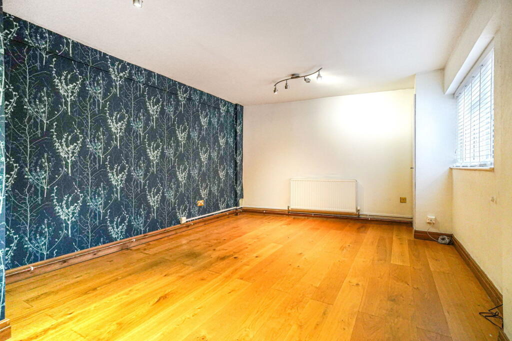 Additional image 17 of Small Lane, Earlswood