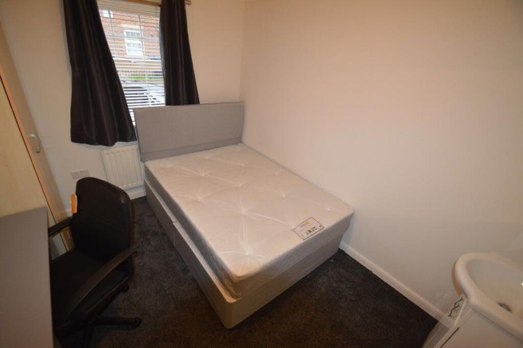 Additional image 4 of The Runway