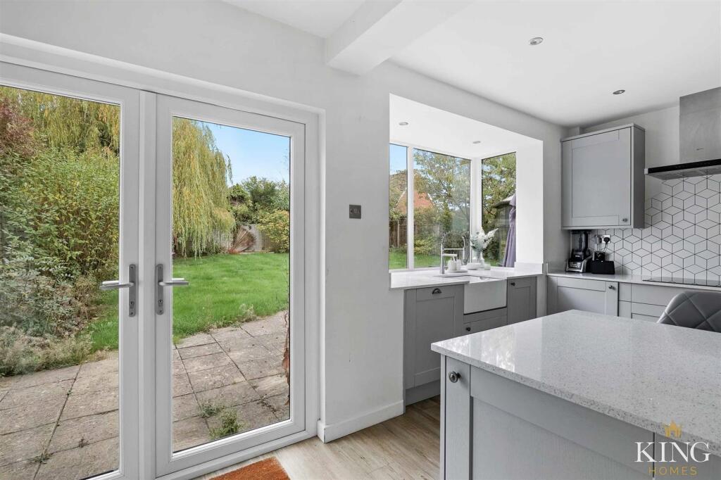 Additional image 5 of Birmingham Road, Mappleborough Green, B80 7BL