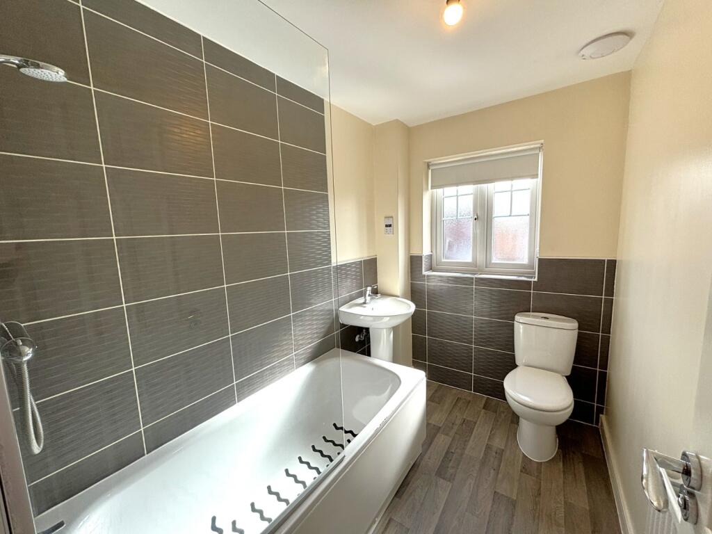 Additional image 8 of Meadow Way, Tamworth, Staffordshire, B79