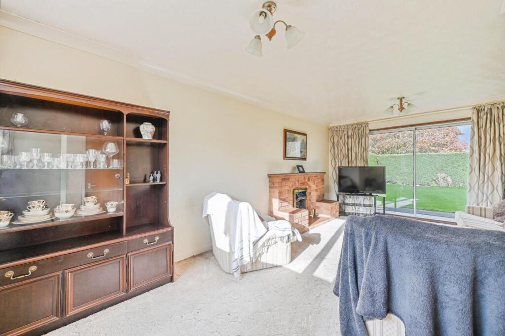 Additional image 6 of Greenacre Close, Tamworth