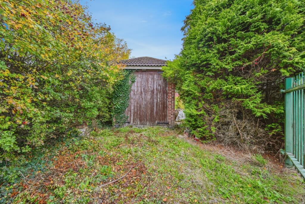 Additional image 16 of Clifton Road, No Mans Heath, Tamworth, Warwickshire, B79