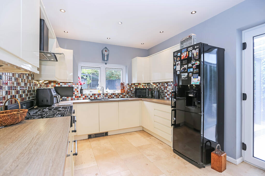 Additional image 10 of Greyfort Crescent, Solihull