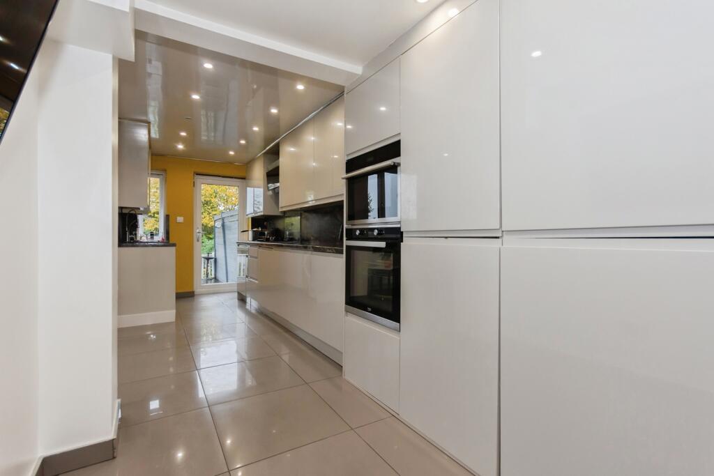 Additional image 9 of Wagon Lane, Solihull, West Midlands, B92