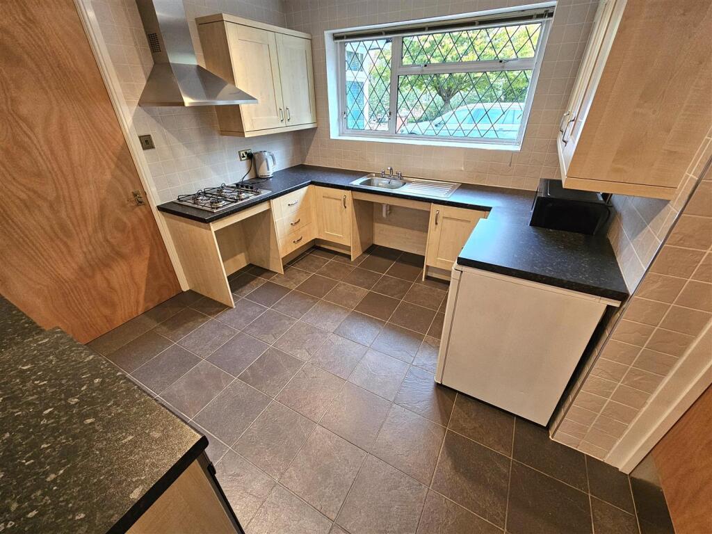 Additional image 9 of Yew Tree Lane, Solihull