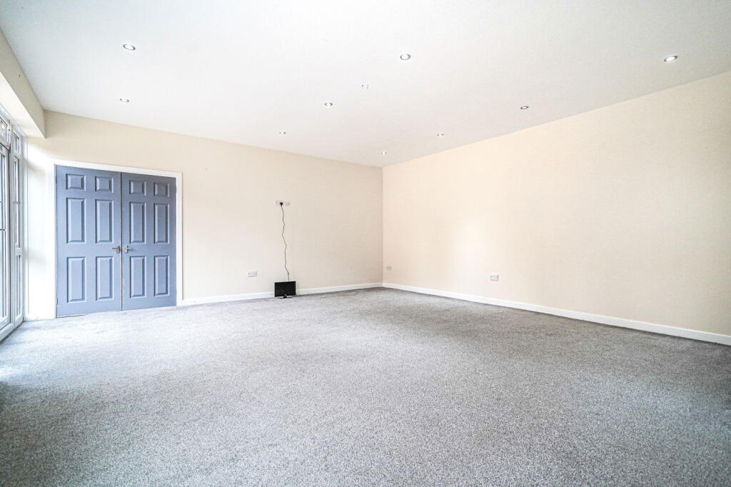 Additional image 28 of Small Lane, Earlswood