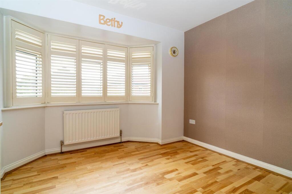 Additional image 13 of St Albans Road East, Hatfield