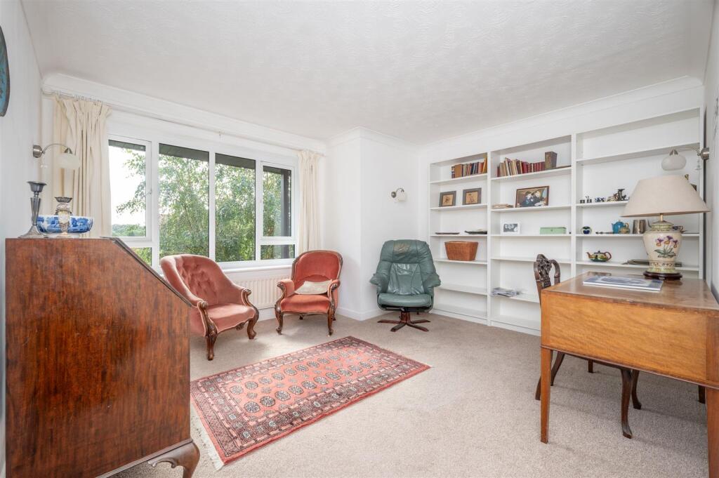 Additional image 12 of Chestnut Walk, Henley-In-Arden