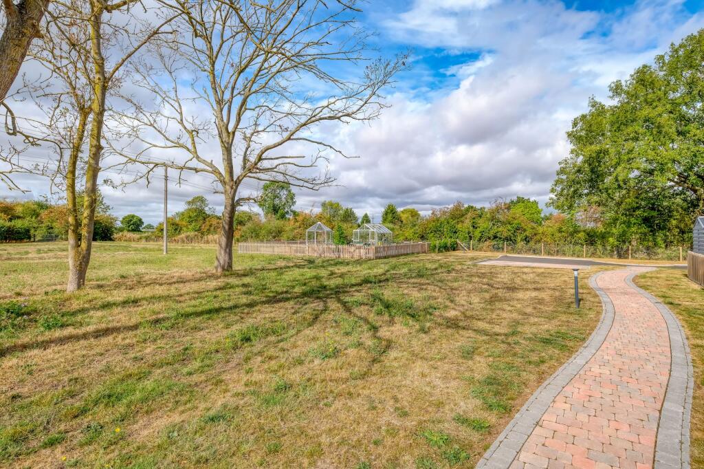 Additional image 34 of Droitwich Road, Bradley Green, B96